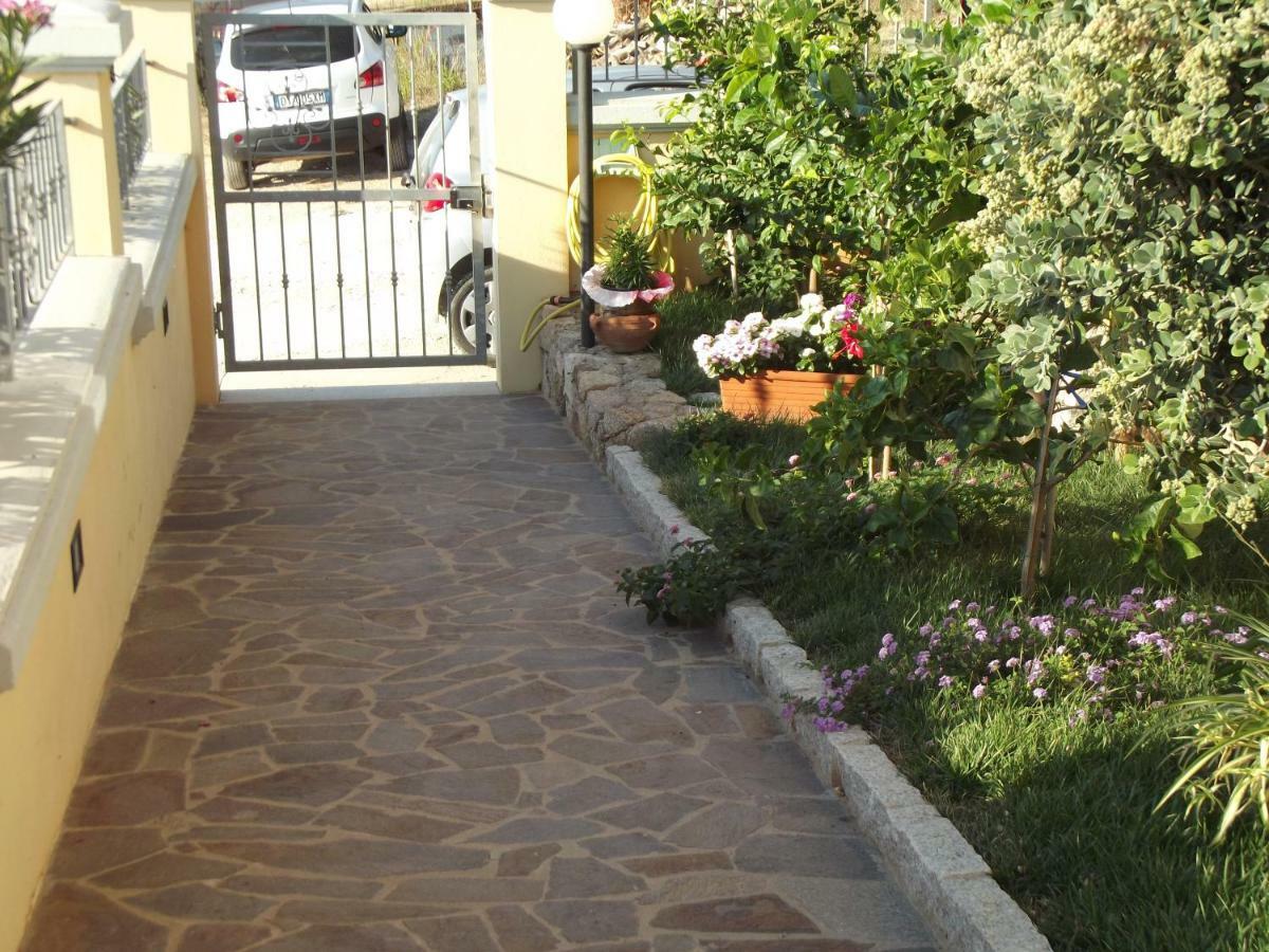Ferienwohnung Casa Elena Cala Gonone Exterior foto